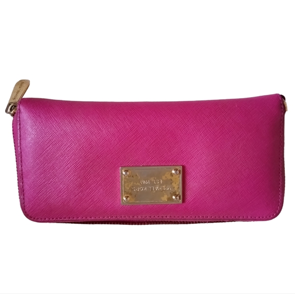 Pink Michael Kors Wallet - Picture 1 of 4